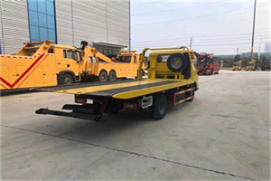 下关区非事故拖车