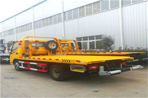 下关区附近拖车救援搭电