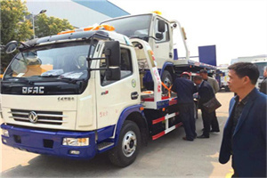 下关区汽车道路救援拖车价格